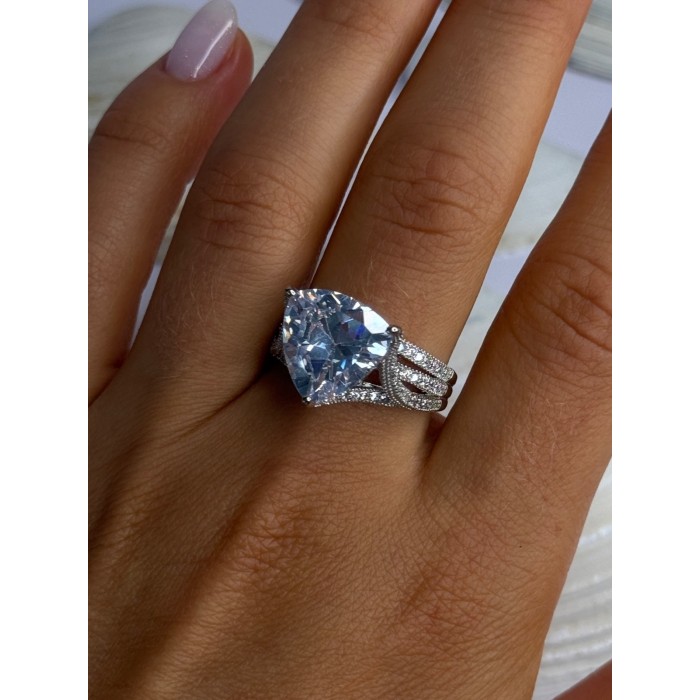 Beautiful Shiny 925 Sterling Silver Cz Ring Size 9.5