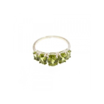 925 Sterling Silver Peridot Ring Size 7