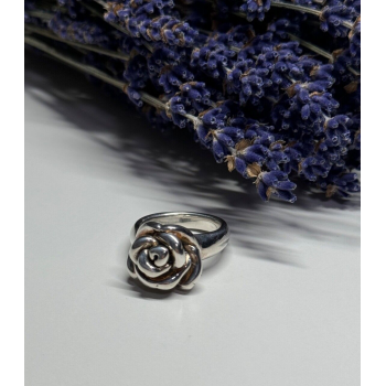 925 Sterling Silver Rose Ring Size 7