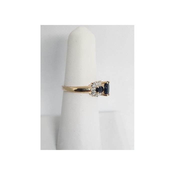 14K YELLOW GOLD SAPPHIRE & DIAMOND RING  SIZE 5