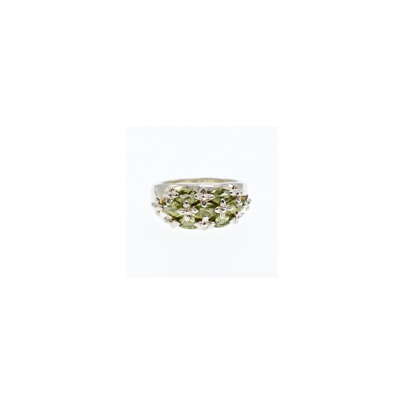 925 Sterling Silver Peridot Ring Size 7