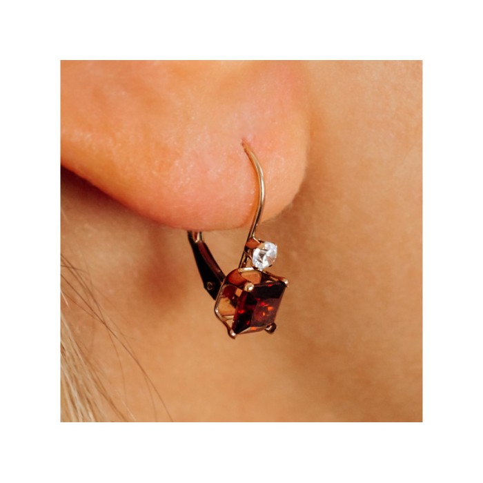 10K YELLOW GOLD GARNET & WHITE BERYL EARRINGS