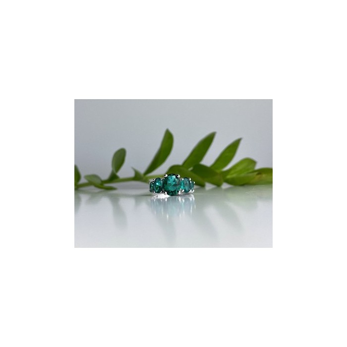 925 Sterling Silver Green CZ Ring Size 8
