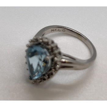 14K WHITE GOLD TOPAZ & DIAMONDS RING  SIZE 6