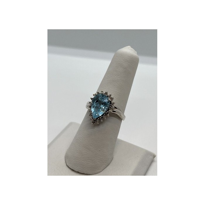 14K WHITE GOLD TOPAZ & DIAMONDS RING  SIZE 6