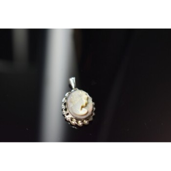 925 Sterling Silver Shell Cameo Pendant