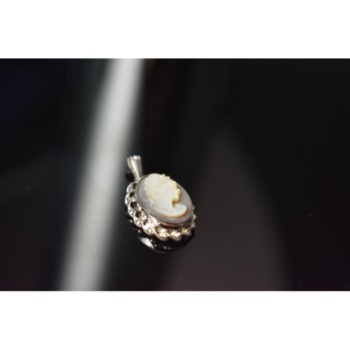 925 Sterling Silver Shell Cameo Pendant