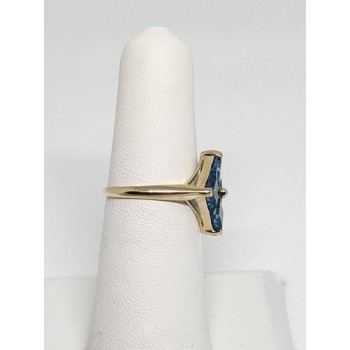 10K YELLOW GOLD & TOPAZ RING  SIZE 5