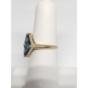 10K YELLOW GOLD & TOPAZ RING  SIZE 5