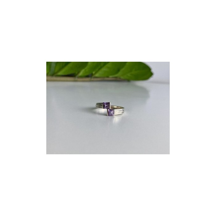 925 Sterling Silver Iolite Ring Size 7