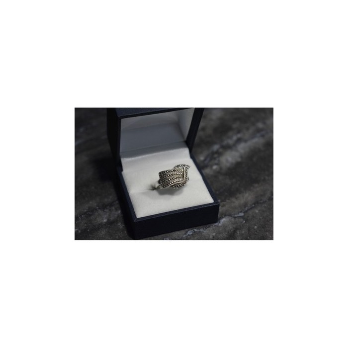 925 Sterling Silver Marcasites Ring Size 5.5