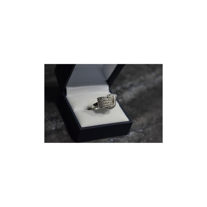 925 Sterling Silver Marcasites Ring Size 5.5