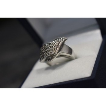 925 Sterling Silver Marcasites Ring Size 5.5