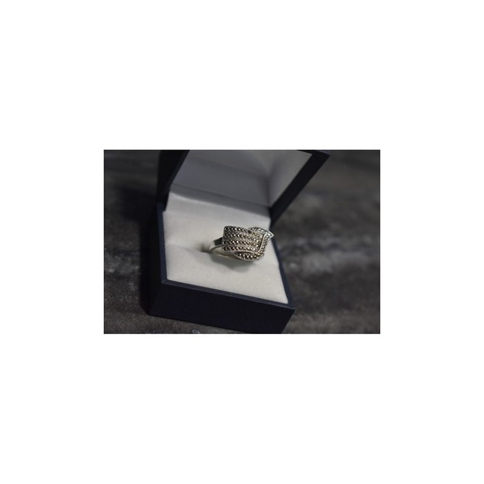 925 Sterling Silver Marcasites Ring Size 5.5