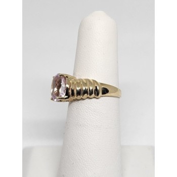 10K YELLOW GOLD & MORGANITE RING  SIZE 5