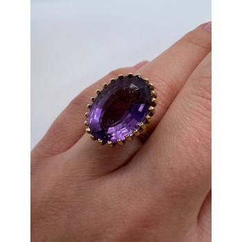 14K YELLOW GOLD & AMETHYST RING  SIZE 5.5