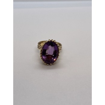14K YELLOW GOLD & AMETHYST RING  SIZE 5.5
