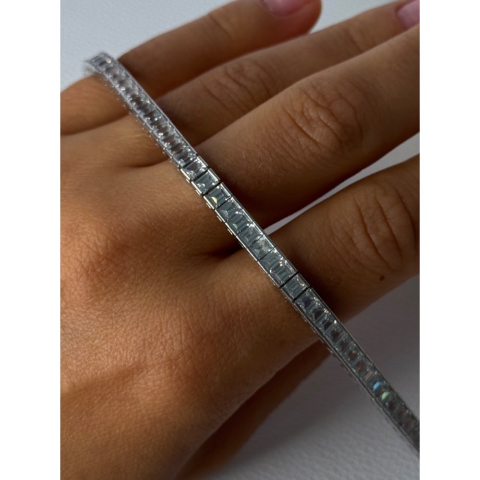 Elegant 925 Sterling Silver CZ Bracelet Length 8 Inch