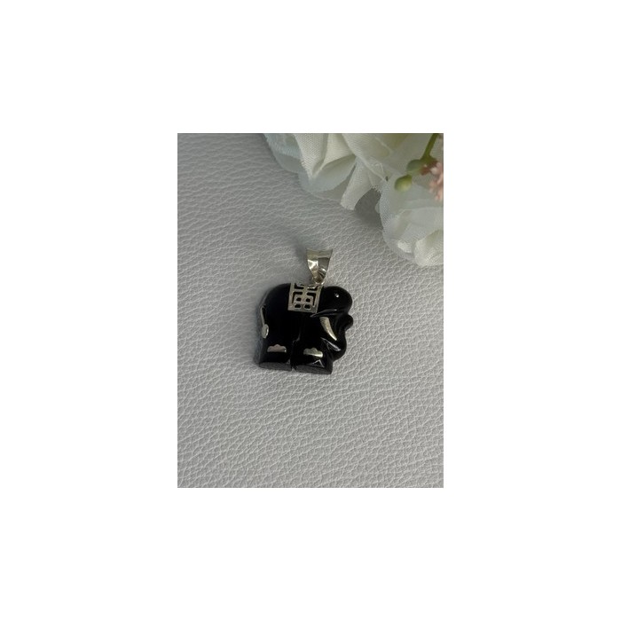 925 Sterling Silver Onyx Elephant Pendant Length 1.10 Inch
