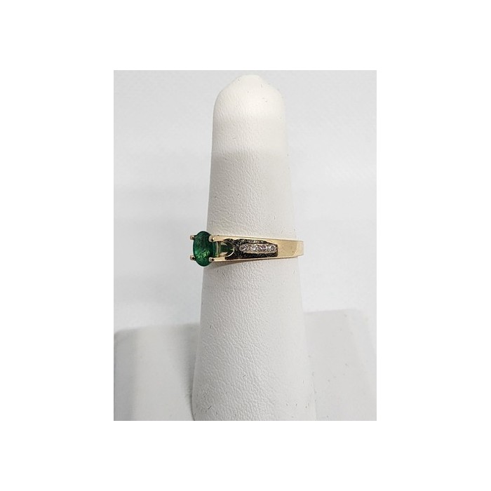 14K YELLOW GOLD EMERALD & DIAMONDS  RING  SIZE 5.5