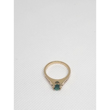 14K YELLOW GOLD EMERALD & DIAMONDS  RING  SIZE 5.5