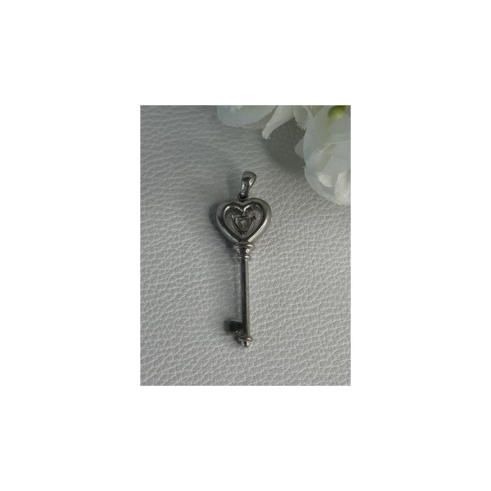 925 Sterling Silver Beryl Love Key Pendant Length 1.60 Inch