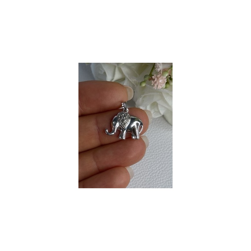 925 Sterling Silver Beryl Elephant Pendant Length 0.80 Inch