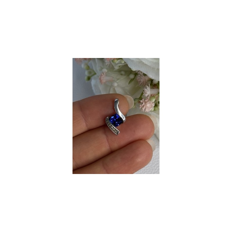 925 Sterling Silver Blue & White Sapphire Pendant Length 0.75 Inch