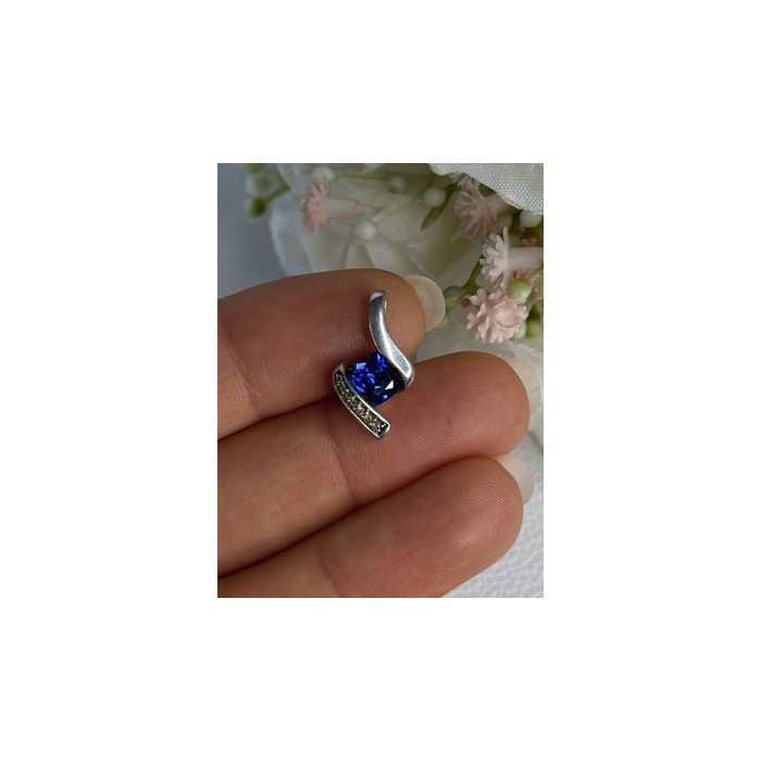 925 Sterling Silver Blue & White Sapphire Pendant Length 0.75 Inch