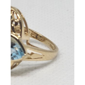 10K YELLOW GOLD & TOPAZ RING  SIZE 4