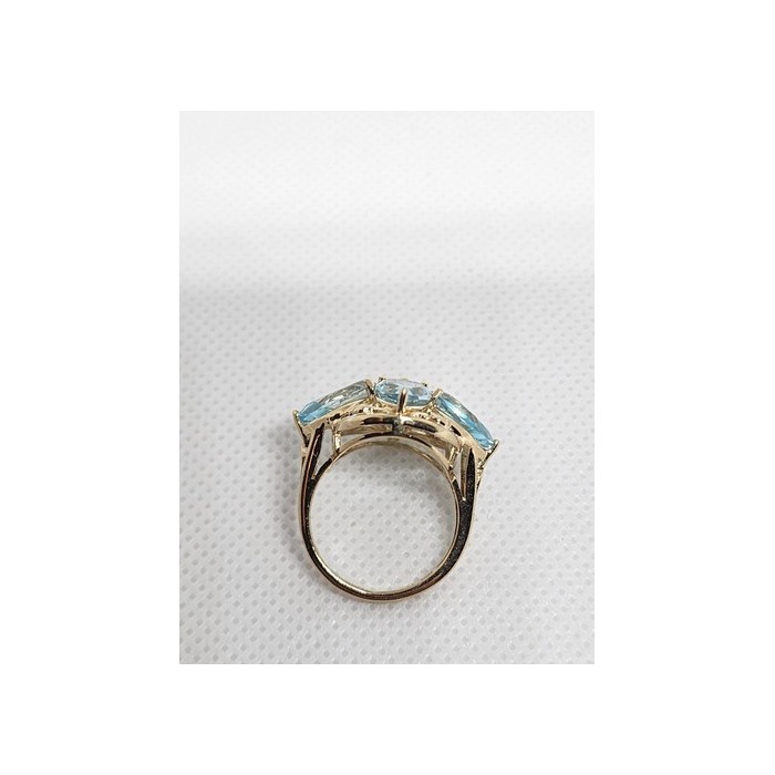 10K YELLOW GOLD & TOPAZ RING  SIZE 4