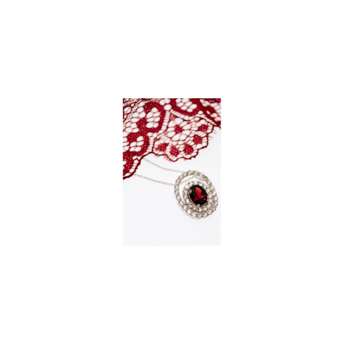 925 Sterling Silver Garnet & Goshenite Chain With Pendant