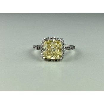 925 Sterling Silver CZ Ring Size 7
