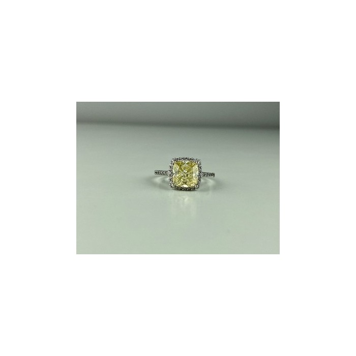 925 Sterling Silver CZ Ring Size 7