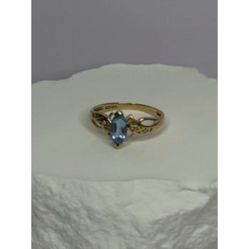 10K YELLOW GOLD BLUE TOPAZ RING SIZE 6.8