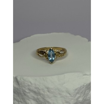 10K YELLOW GOLD BLUE TOPAZ RING SIZE 6.8