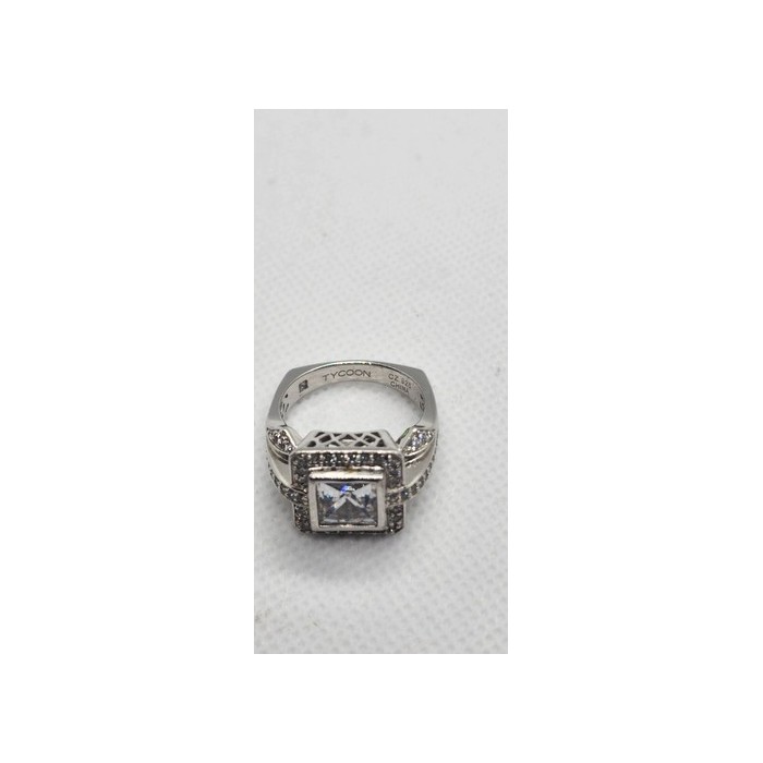 925 Sterling Silver CZ Ring Size 8