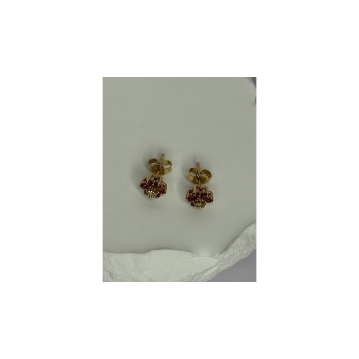 14K YELLOW GOLD RUBY & DIAMONDS FLOWER EARRINGS LENGTH 0.25 INCH