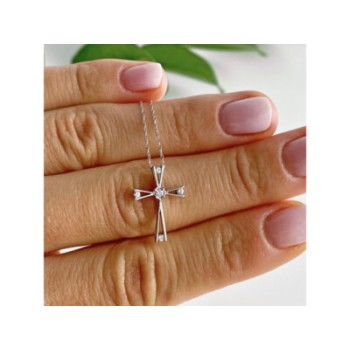 10K WHITE GOLD DIAMONDS CHAIN WITH CROSS