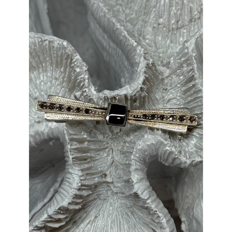 925 Sterling Silver Onyx & Marcasite Brooch Length 1.8 Inch