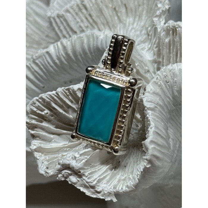 925 Sterling Silver Turquoise Pendant Length 1.3 Inch