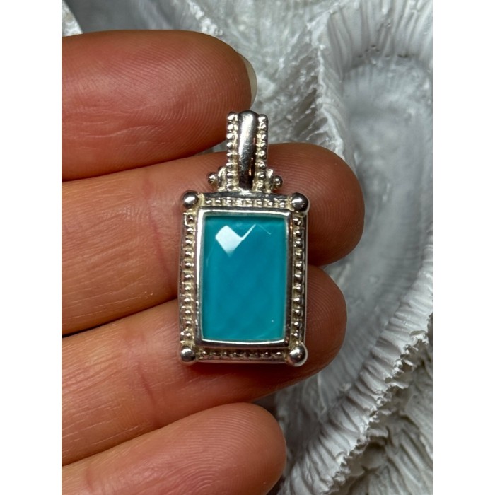925 Sterling Silver Turquoise Pendant Length 1.3 Inch