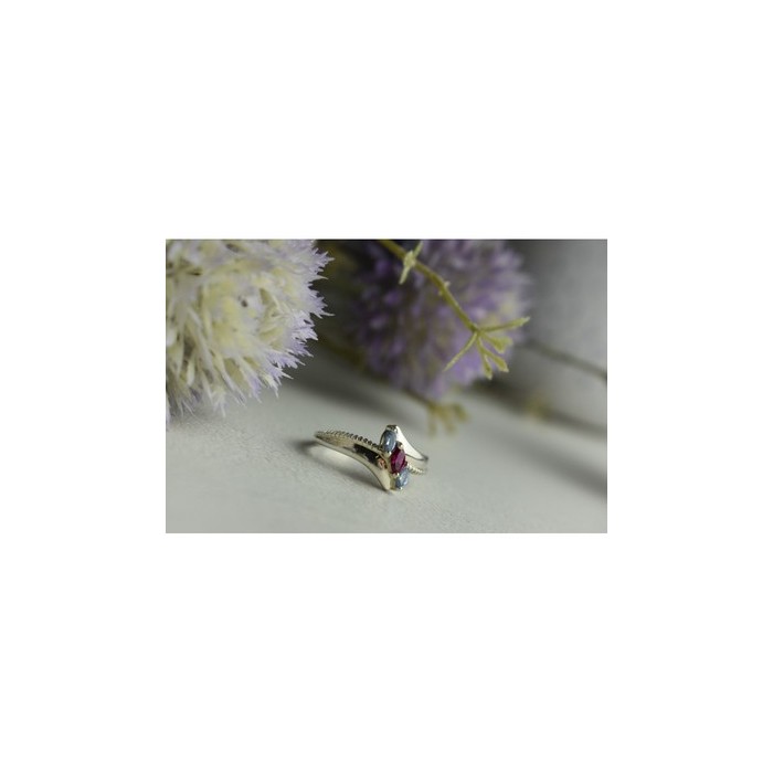 925 Sterling Silver Pink Spinel & Topaz Ring Size 7