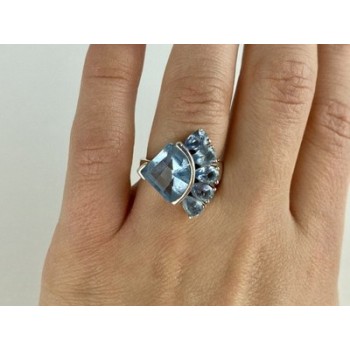 925 Sterling Silver Blue Spinel Ring Size 8