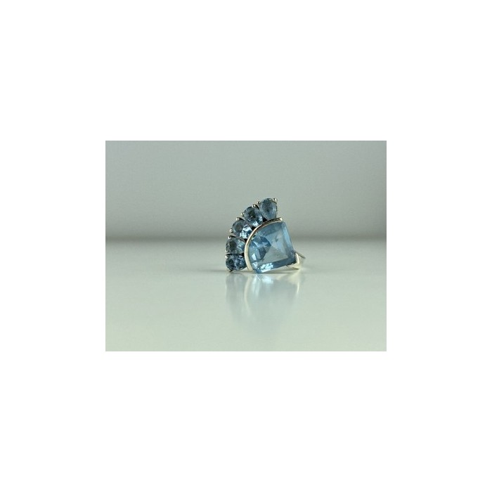 925 Sterling Silver Blue Spinel Ring Size 8