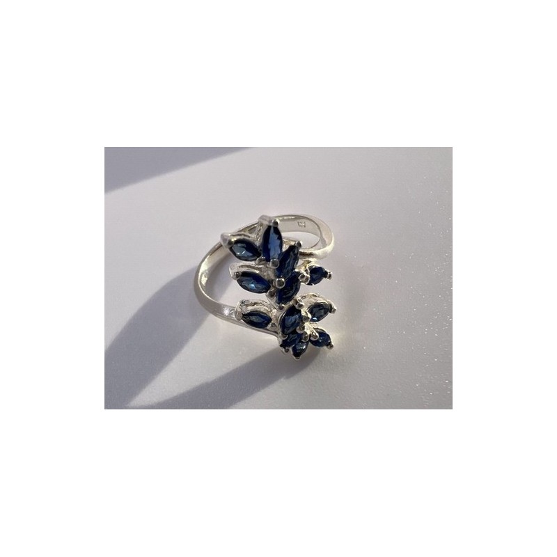 925 Sterling Silver & Sapphires Ring Size 6
