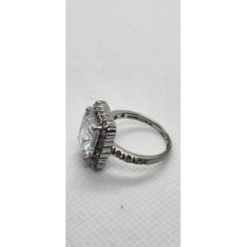 925 Sterling Silver CZ Ring Size 7