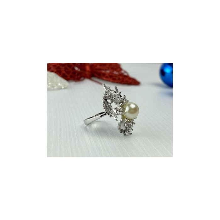 925 Sterling Silver Pearl & CZ Ring Size 6