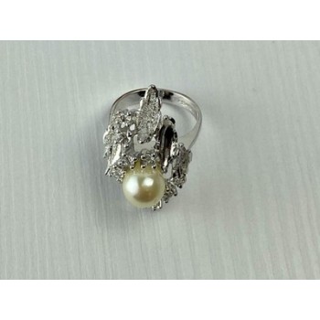 925 Sterling Silver Pearl & CZ Ring Size 6