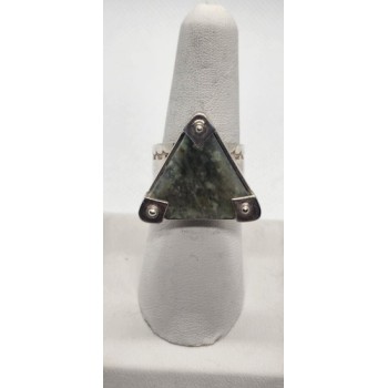 925 Sterling Silver Nephrite Ring Size 7.5